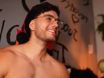 Chaturbate Best live sex cam show of noha_miler