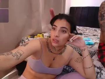 Chaturbate Live Sex of emmi_11