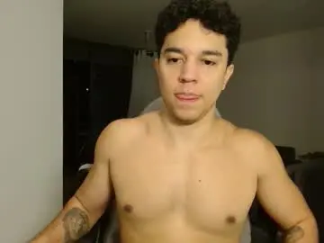 Chaturbate Live Sex Cam of scott_brasher1