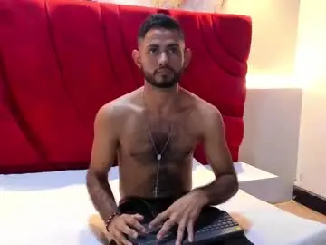 Chaturbate Watch Live Sex Cams of yeferson_scott