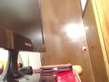 Chaturbate Watch Live Sex Cams of daylon_brown_