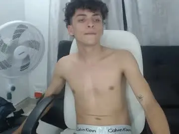 Chaturbate Live Sex of energy_lover_137