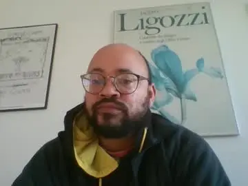 Chaturbate Live Porn of guy_wood15