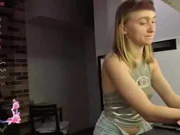 Chaturbate Live Sex Cam of _ruby_kim