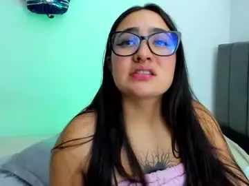 Chaturbate Nude Webcam of emma_timli1