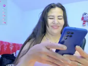 Chaturbate Adult Video Chat of esmeralda_milf1