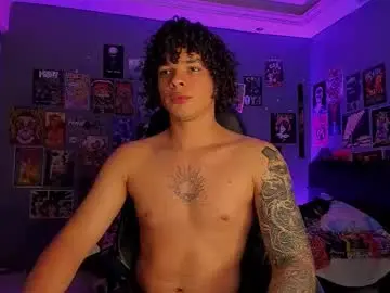 Chaturbate Free Live Porn of ian_versace