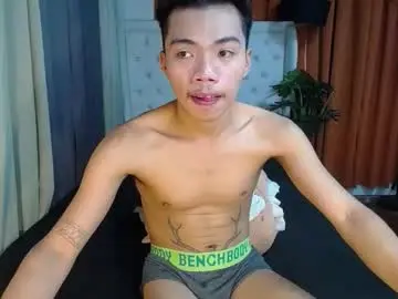 Chaturbate Live Porn of mike_cummer