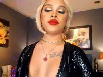 Chaturbate Watch Live Sex Cams of urmajestytyra