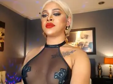Chaturbate Adult Video Chat of urmajestytyra