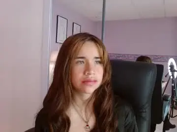 Chaturbate Live Sex of barbiee18_