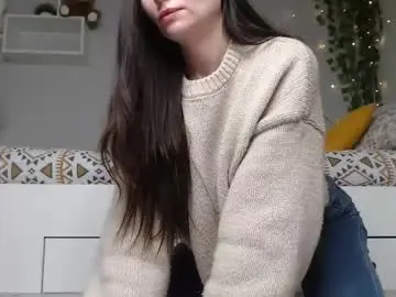 Chaturbate Watch Live Sex Cams of cuteemouse