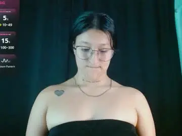 Chaturbate Free Porn Cam of evah_lee