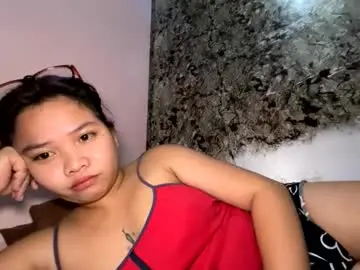 Chaturbate Live Sex Cam of lynieeefck