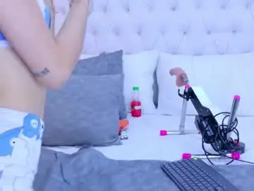 Chaturbate Live Sex Cam of monserratpeter