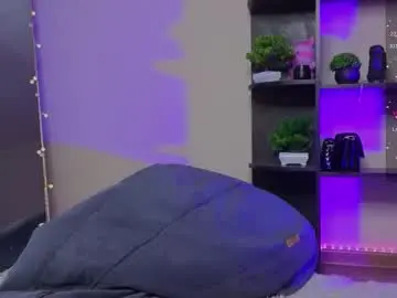 Chaturbate Live Sex Cam of zelda_1