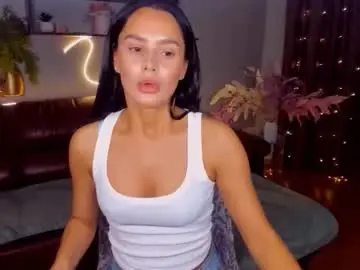 Chaturbate Live Sex Cam of danamiers