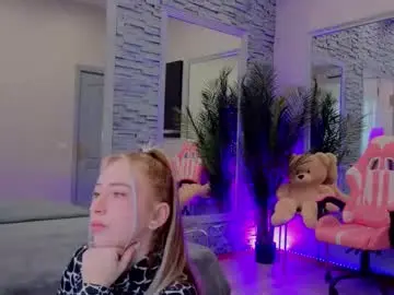 Chaturbate Watch Live Sex Cams of reina_cummings