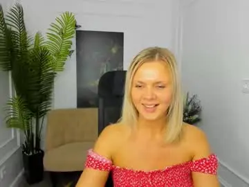 Chaturbate Best live sex cam show of agathaklouin