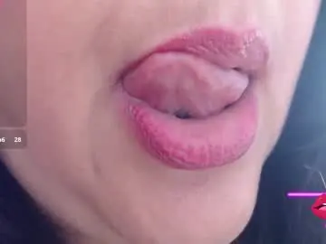 Chaturbate Best live sex cam show of kerly_doll