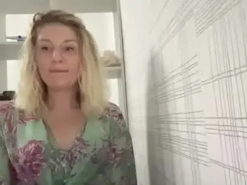 Chaturbate Live Porn of blondie_xoxoxo