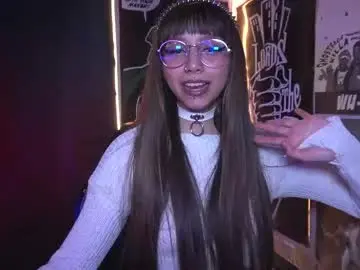 Chaturbate Free Porn Cam of elle_uwu