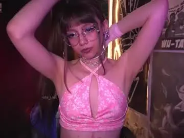 Chaturbate Live Sex Cam of elle_uwu