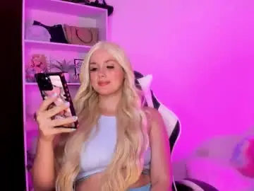 Chaturbate Live Sex Cam of mila_violet