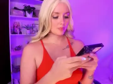 Chaturbate Live Porn of mila_violet