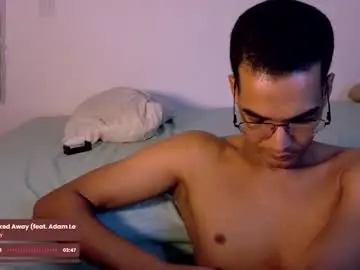 Chaturbate Live Porn of pikashuu7u7