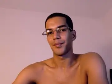 Chaturbate Watch Live Sex Cams of pikashuu7u7