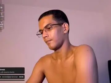 Chaturbate Best live sex cam show of pikashuu7u7