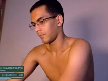 Chaturbate Watch Live Sex Cams of pikashuu7u7