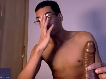 Chaturbate Live Sex Cam of pikashuu7u7