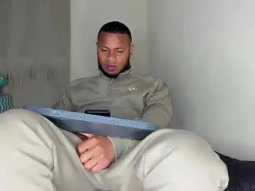 Chaturbate Live Sex Cam of thiagosantos_