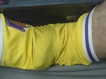 Chaturbate Nude Webcam of tommy_c0rtez