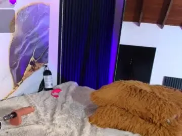 Chaturbate Best live sex cam show of coralkihot