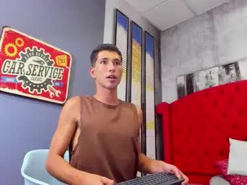 Chaturbate Free Porn Cam of jay_bluee