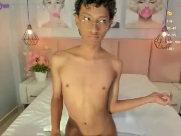 Chaturbate Nude Webcam of angel__sweet18