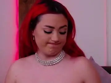 Chaturbate Live Sex Cam of emyhilton_