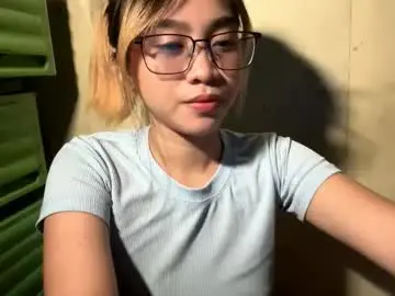 genesistresvant from chaturbate