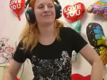 Chaturbate Adult Webcams of ladybigsmile