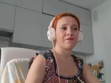 Chaturbate Adult Webcams of ladybigsmile