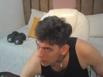 Chaturbate Best live sex cam show of paul77_