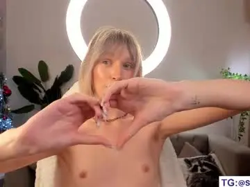 Chaturbate Watch Live Sex Cams of sarilit