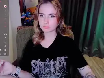 Chaturbate Live Sex Cam of shyfoxxxy