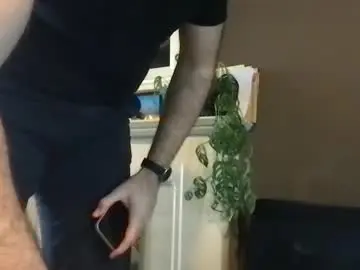 Chaturbate Live Sex Cam of urhungdaddy8