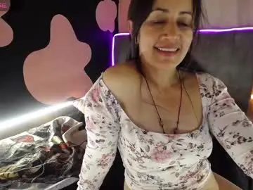 Chaturbate Live Porn of elizabethmilf_1