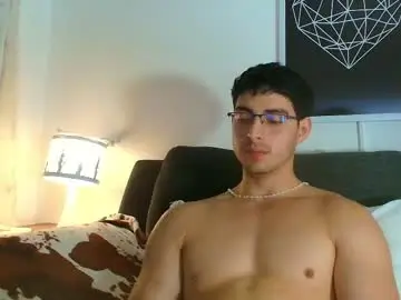 Chaturbate Watch Live Sex Cams of thomylov