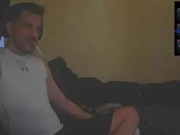 Chaturbate Live Sex Cam of bigcawwwk